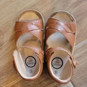 Little Love Bug Brown Leather Sandals - Size 9